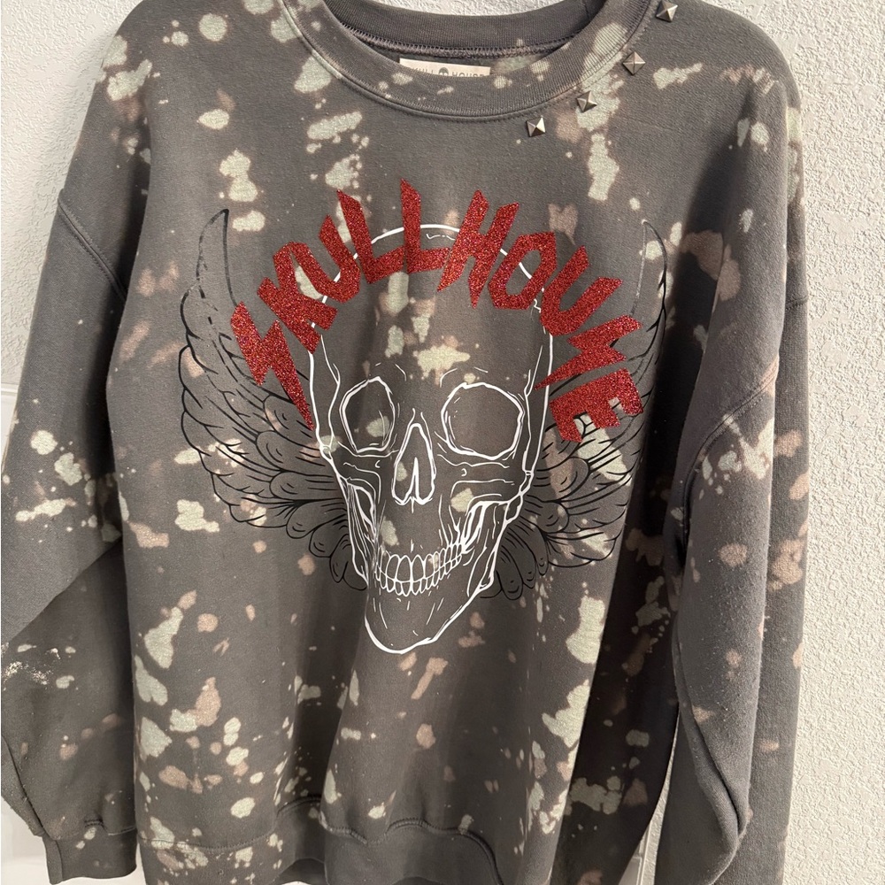 Gray Skull Sweater